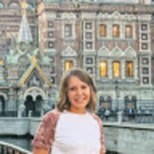 Meet your Posher, Lucy